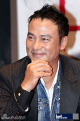组图：任达华出席《大追捕》韩国新闻发布会