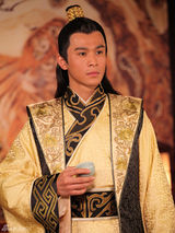 组图：乔振宇曝《隋唐英雄》剧照 儒雅太子贵气逼人