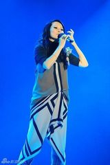 幻灯组图：华语榜中榜成都揭幕 潘玮柏张靓颖站台