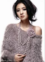 组图：安以轩甜心过岁末 解读冬季也灿烂