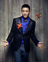 组图：杜淳都市精英造型变身时尚数码潮男