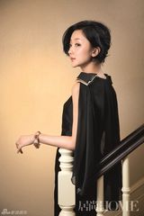 组图：张瑶封面大片曝光 大展温柔与妩媚