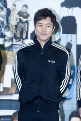 高清组图：韩团神话录制新概念节目《神话放送》