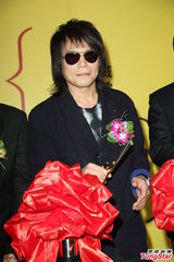 组图：摄影大师加纳典明开摄影展邀伍佰入镜