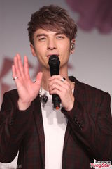 组图：宠女人公益演唱会 吴克群站台挺单亲妈妈