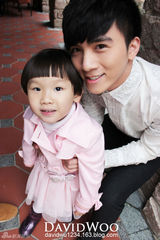 组图：18岁最萌年龄差兄妹走红 哥哥阳光帅气