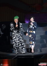 组图：阮兆祥个唱首场开锣 徐子珊王祖蓝助阵