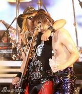 组图：摇滚乐队X-JAPAN完全复活 横滨开唱气氛爆棚