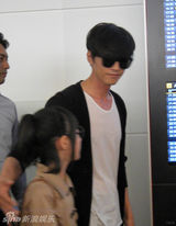 高清图：《孤胆特工》发中文海报 元斌即将为爱而战