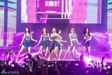 组图：SHINee与EXO-K等K-POP演唱会秀炫舞