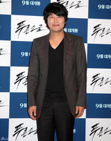 高清组图：韩星宋康昊申世京新片《蓝盐》媒体首映