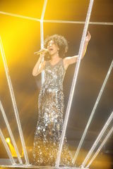 组图：大咖秀男版甄嬛逆袭 谢娜戴军挑战画皮