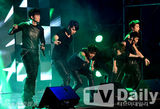 高清组图：2PM首尔开唱 野兽团魅力大爆发