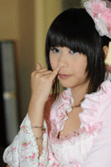 秒娱连珠：吓尿!岛国广告湿身扒衣玩裸奔