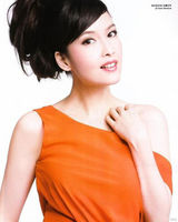 幻灯图集：周慧敏再登《嘉儿》杂志