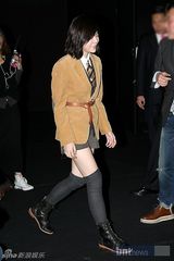 组图：李东旭车胜元等众星盛装出席首尔时装周 