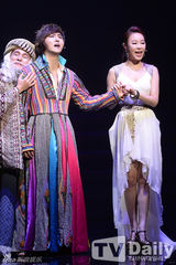 组图：BEAST梁耀燮音乐剧试演挑大梁展演技