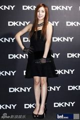 组图：少女时代CNBLUE等众星助阵品牌发布会