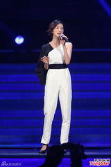 组图：韩雪携《他们说》来袭 包揽词创作显才情