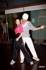 幻灯图：林峰为演唱会紧张排舞 与徐子珊大跳辣舞