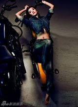 组图：莫小棋变身机车女郎拍前卫大片时尚性感