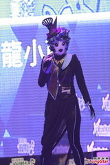 组图：2012新城劲爆颁奖礼 新人开场预热气氛