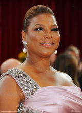 高清组图：奥斯卡红毯 奎因-拉蒂法礼服粉嫩 