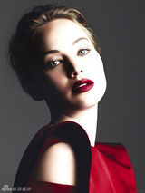 组图：23岁奥斯卡影后劳伦斯透视裸乳登封面