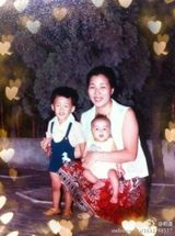 组图：群星母亲节晒合影 王力宏蔡依林最似妈妈