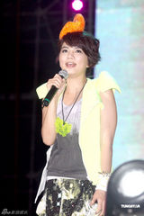 组图：林志玲献唱台北花博会 SHE与周杰伦接力开唱