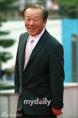 高清图：韩国富川电影节开幕 申贤俊高修等出席