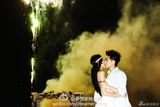 组图：林志颖陈若仪大婚海边烟花下拥吻
