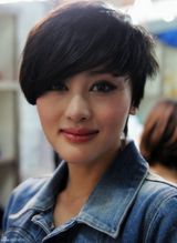 幻灯图：时尚宠儿吴晓敏写真大片 打造水润女人