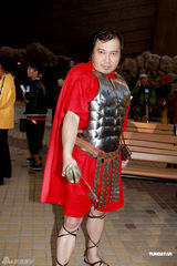 组图：卫诗复工化身伊甸娃娃 参演新片坦言很开心