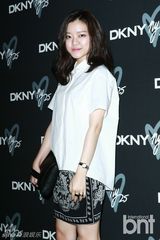 组图：CNBLUE丁一宇池诚等潮装为时尚品牌站台