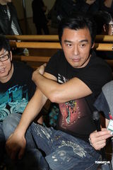 高清组图：温拿演唱会圆满结束 财源滚滚开心到底