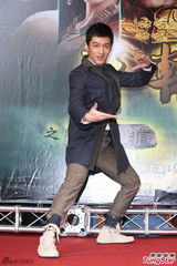 组图：刘诗诗胡歌亮相 蒋劲夫帅气娜扎美艳