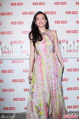 组图：舒淇力撑周星驰不小气 否认被星爷追求