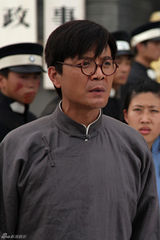 组图：电视剧《打狗棍》主演定妆照