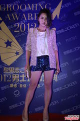 组图：贾乃亮当奶爸有难度 何洁谈释小龙超尴尬