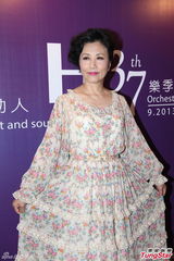 组图：汪明荃与中乐团人士一齐出席午餐会