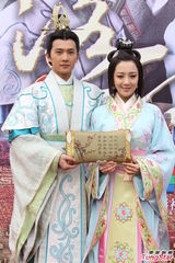 组图：《新洛神》李依晓携手杨洋谱恋曲