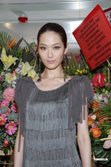 组图：陈志云何丽全为港姐投票失败讲好话