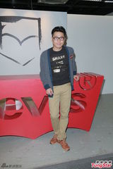 组图：肖像惨被当出租男友 周柏豪笑言太便宜