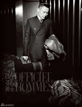 组图：吴秀波登《时装男士》封面展熟男魅力