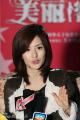 组图：《美丽密令》复活节上映 吴君如曝不再要小孩