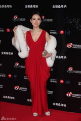 组图：2012新浪微博之夜红毯-颜丹晨