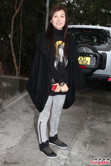 组图：张智霖受黄宗泽女友采访 会教魔童性观念