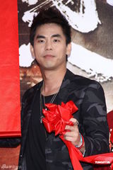 组图：柯有伦助阵《阵头》答谢会望票房破三亿