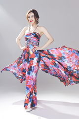 组图：孟茜花漾写真曝光 别致造型展性感魅惑